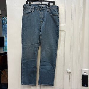 NWT Carhartt Jeans Rugged Flex Relaxed Fit Men's Denim Size 34x30 Straight Leg